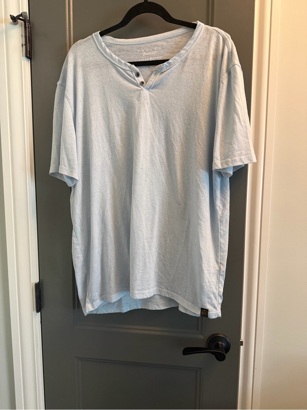 Lucky Brand Light Blue Short Sleeve tissue weight Henley Tee XL